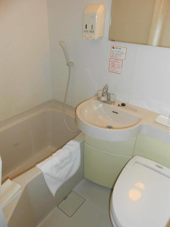 R&B Hotel Otsuka Eki Kitaguchi - Vacation Stay 40488V Tokyo Bagian luar foto